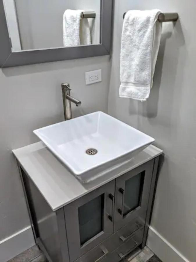 Little Blue Bungalow On Boise'S Bench, Pet Friendly, Fully Fenced Yard With Doggie Door! 2 Miles From Bsu, 5 Minutes From Downtown Boise, Desk And Workstation For Remote Workers, 2 Tv'S Large Walk-In Closet, Good For Mid-Term Stays Bagian luar foto