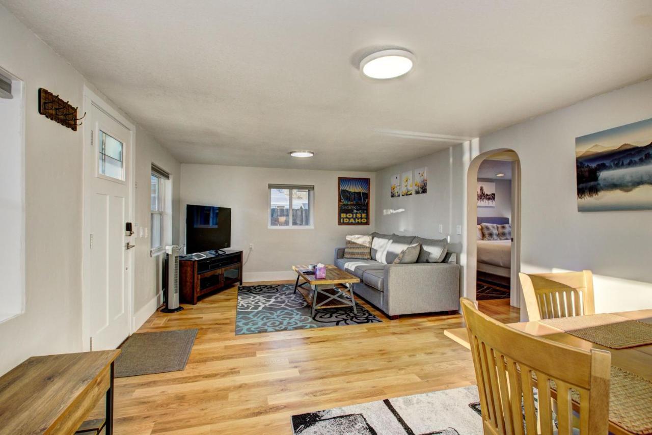 Little Blue Bungalow On Boise'S Bench, Pet Friendly, Fully Fenced Yard With Doggie Door! 2 Miles From Bsu, 5 Minutes From Downtown Boise, Desk And Workstation For Remote Workers, 2 Tv'S Large Walk-In Closet, Good For Mid-Term Stays Bagian luar foto