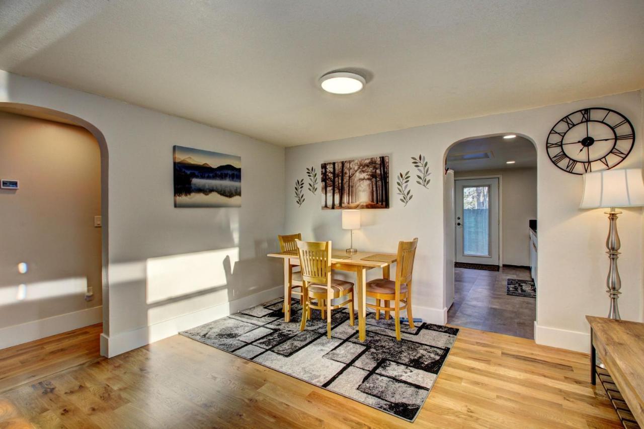Little Blue Bungalow On Boise'S Bench, Pet Friendly, Fully Fenced Yard With Doggie Door! 2 Miles From Bsu, 5 Minutes From Downtown Boise, Desk And Workstation For Remote Workers, 2 Tv'S Large Walk-In Closet, Good For Mid-Term Stays Bagian luar foto