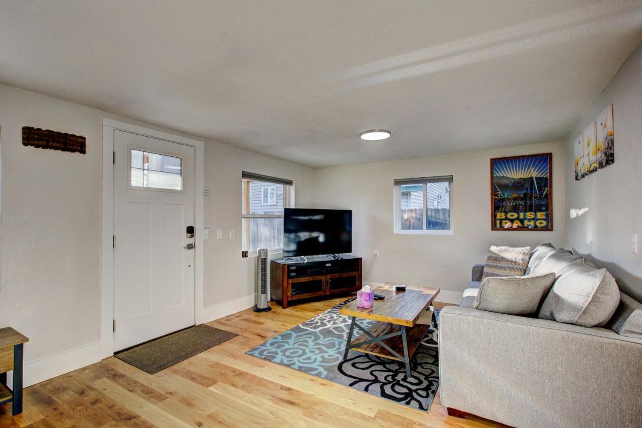 Little Blue Bungalow On Boise'S Bench, Pet Friendly, Fully Fenced Yard With Doggie Door! 2 Miles From Bsu, 5 Minutes From Downtown Boise, Desk And Workstation For Remote Workers, 2 Tv'S Large Walk-In Closet, Good For Mid-Term Stays Bagian luar foto