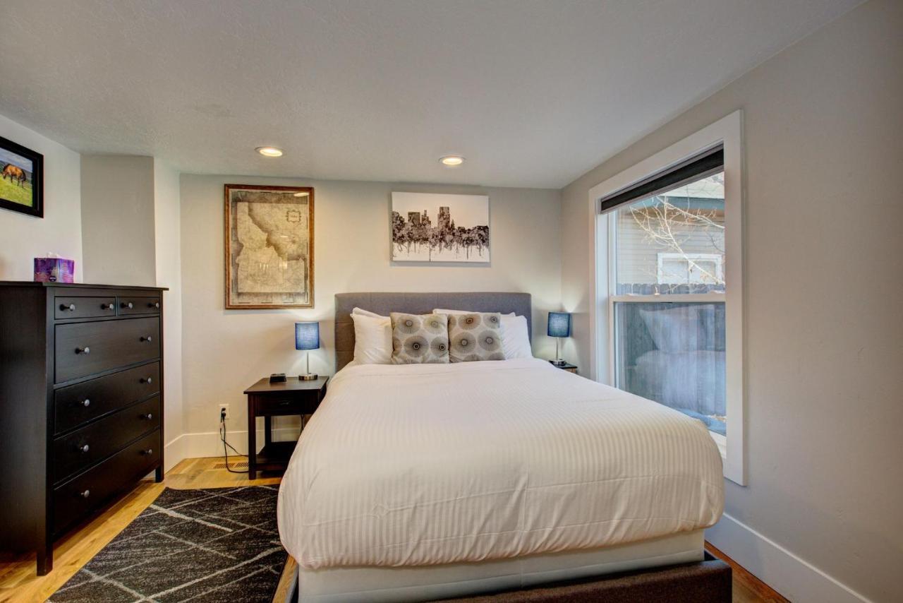 Little Blue Bungalow On Boise'S Bench, Pet Friendly, Fully Fenced Yard With Doggie Door! 2 Miles From Bsu, 5 Minutes From Downtown Boise, Desk And Workstation For Remote Workers, 2 Tv'S Large Walk-In Closet, Good For Mid-Term Stays Bagian luar foto