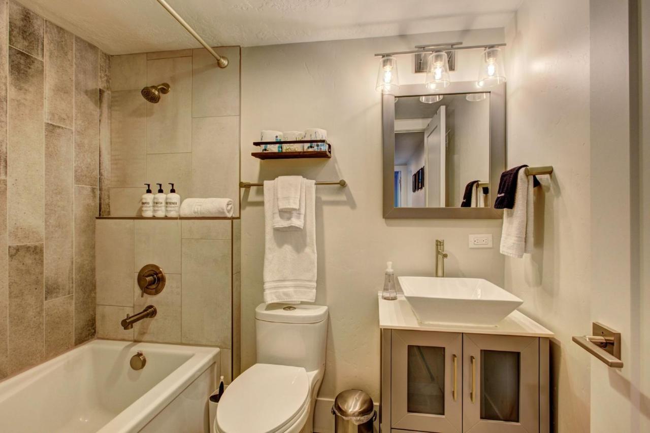 Little Blue Bungalow On Boise'S Bench, Pet Friendly, Fully Fenced Yard With Doggie Door! 2 Miles From Bsu, 5 Minutes From Downtown Boise, Desk And Workstation For Remote Workers, 2 Tv'S Large Walk-In Closet, Good For Mid-Term Stays Bagian luar foto