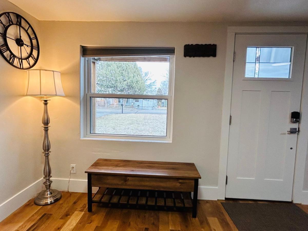 Little Blue Bungalow On Boise'S Bench, Pet Friendly, Fully Fenced Yard With Doggie Door! 2 Miles From Bsu, 5 Minutes From Downtown Boise, Desk And Workstation For Remote Workers, 2 Tv'S Large Walk-In Closet, Good For Mid-Term Stays Bagian luar foto