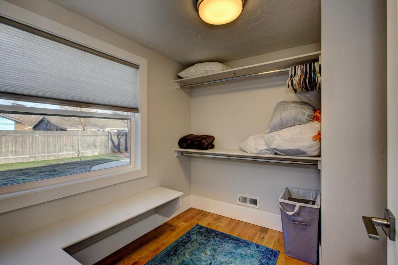 Little Blue Bungalow On Boise'S Bench, Pet Friendly, Fully Fenced Yard With Doggie Door! 2 Miles From Bsu, 5 Minutes From Downtown Boise, Desk And Workstation For Remote Workers, 2 Tv'S Large Walk-In Closet, Good For Mid-Term Stays Bagian luar foto